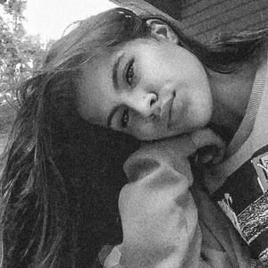 Meet your Posher, Christin